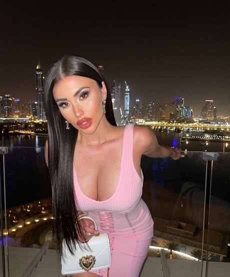 Lucrezia De Lellis pornstar exclusive images