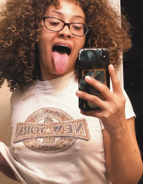 redhead nude onlyfans hot nude pictures