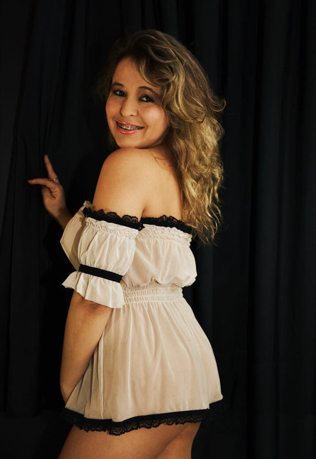 Dani BeBe porn star pictures