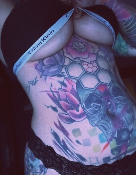 Mikaylax pretty actress pictures