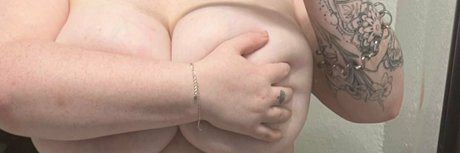 bigtittyemma naked actress photos