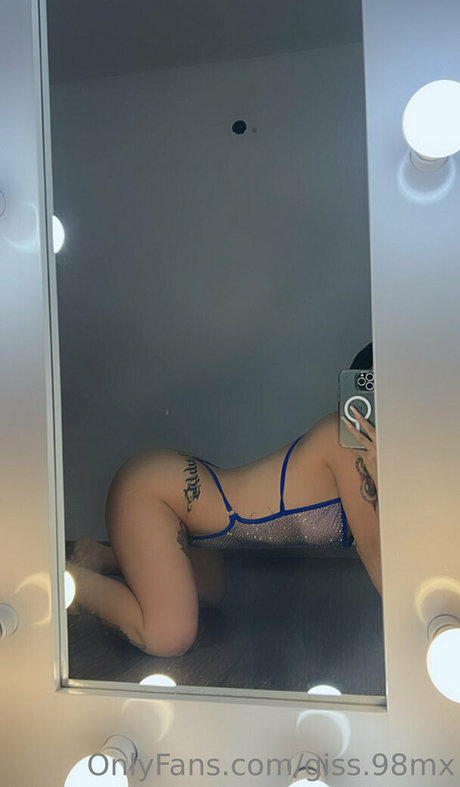 Gisell Carolina model pretty photos