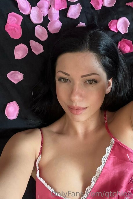 chloehoey pornstar free pic