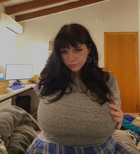 cute blowjob onlyfans naked gallery