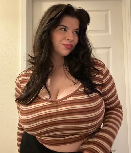 ladle tsunade naked model images