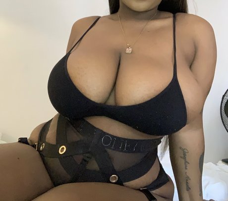 ebony midget onlyfans sexy xxx image