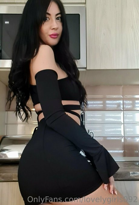 lovelygirls092 perfect actress image