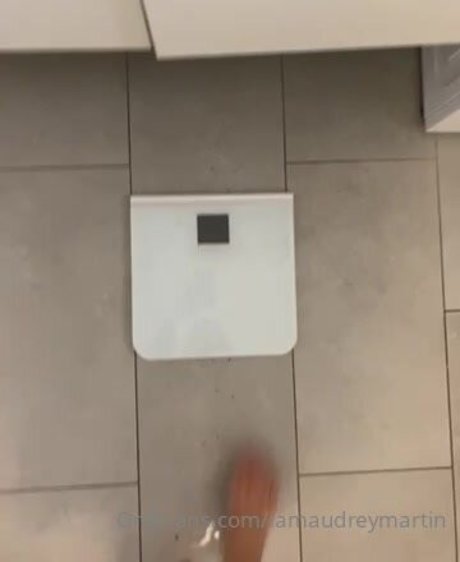 female fitness onlyfans hot naked picture