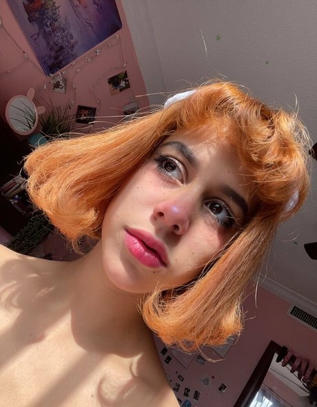 littlebunnygrl model hot pic