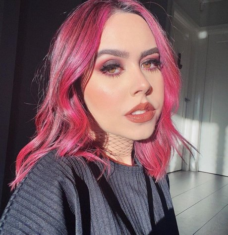 old young lesbian onlyfans sexy naked image