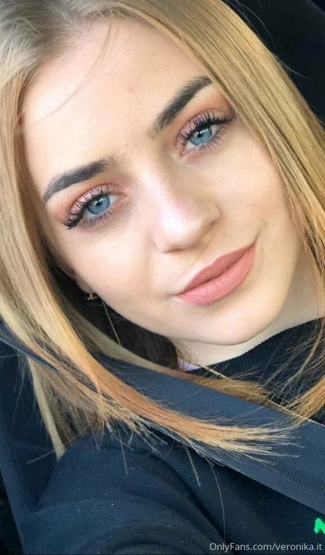 big tits lesbians onlyfans erotic pic