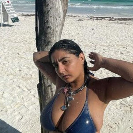 Chippy Nonstop star hot picture