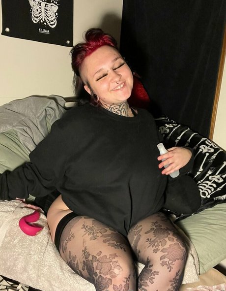 curvy xxx onlyfans nudes pic