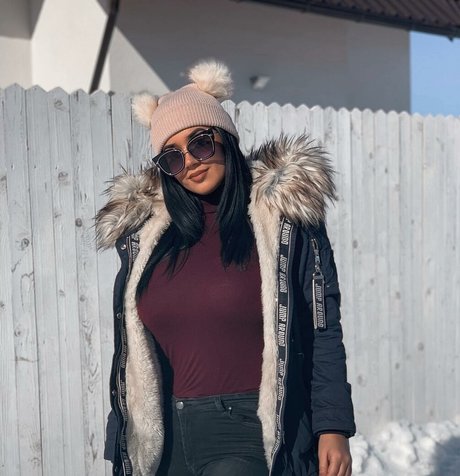 Emina Jahi star porn galleries