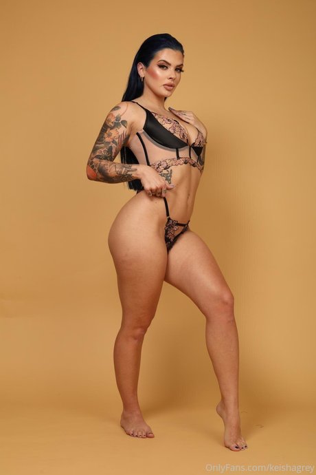Keisha Grey modèle xxx collection