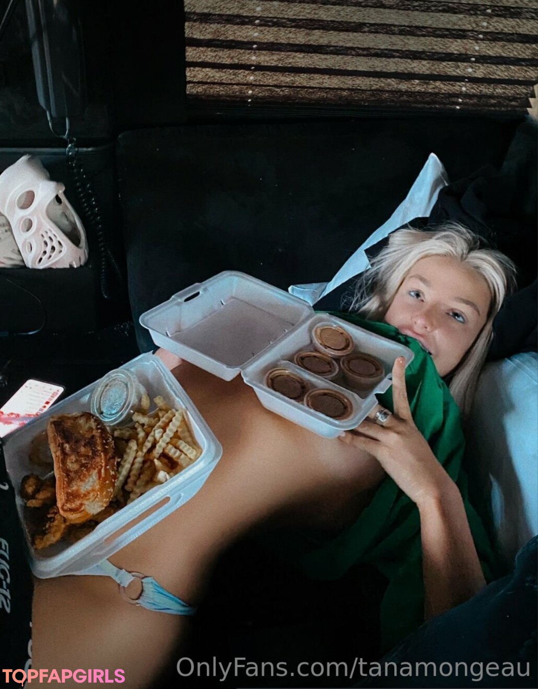 Tana Mongeau actrice parfaite photos