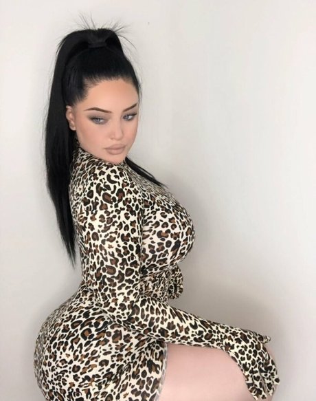 milf blonde aux courbes onlyfans assez exclusif photo