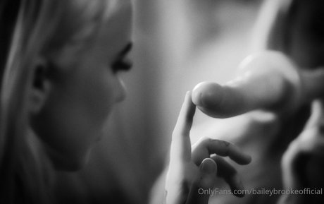 Bailey Brooke modèle gratuit photo