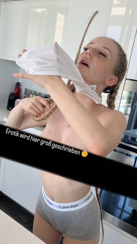 Elenas Caprice étoile parfaite photos