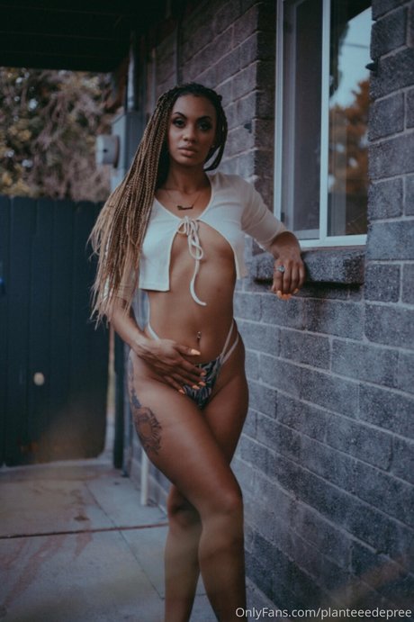 Depreeaz star du porno de haute qualité img