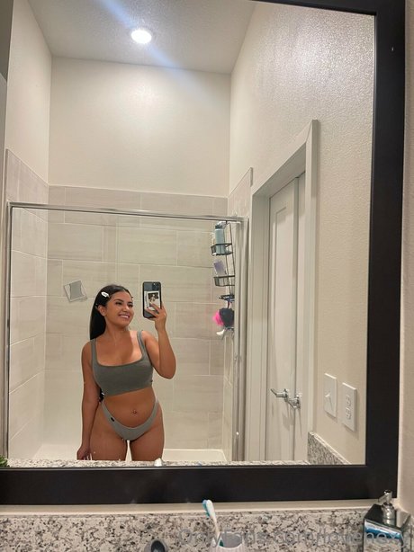 Lovenexy étoile gratuite galeries