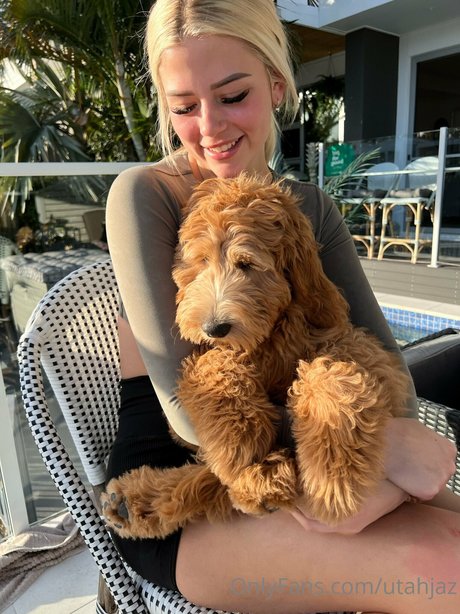 asiatique gratuit onlyfans érotique image