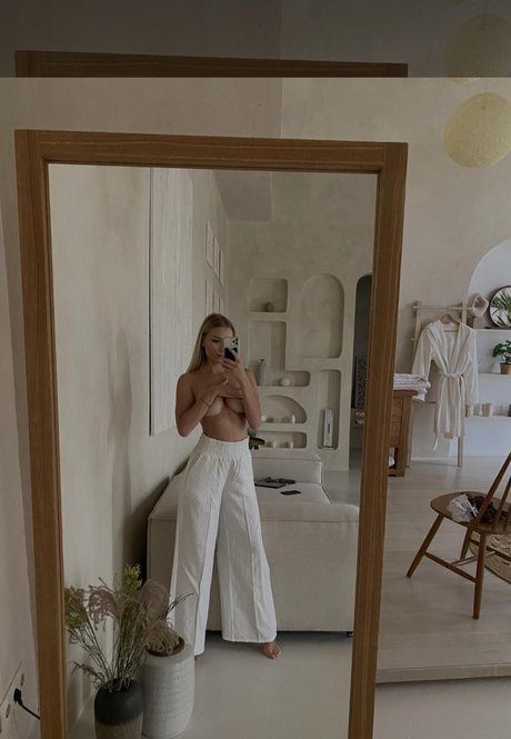 seins naturels onlyfans exclusivité de haute qualité image