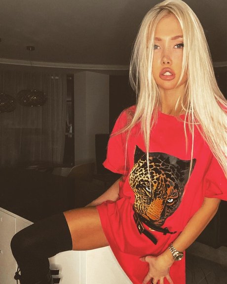 Jull Dolly étoile de haute qualité images