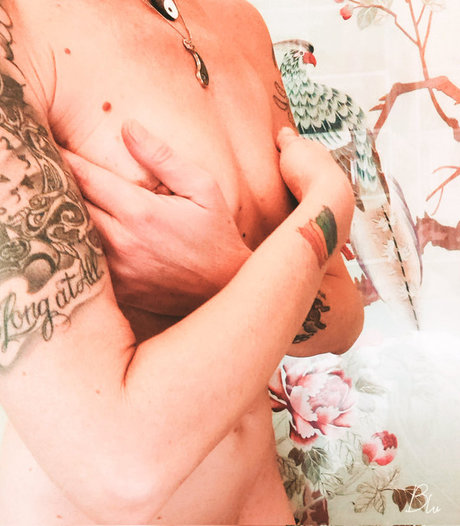 Blue Domino73 sexe de star du porno galeries