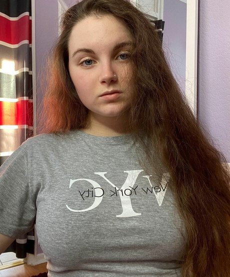 bustybritishbrunette sexe star des photos