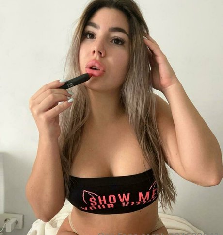 Nicole Curtiss star du porno de haute qualité photos