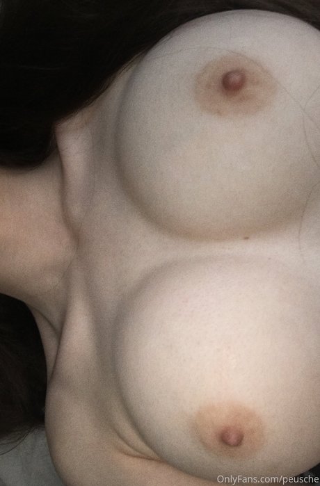 Peusche top star photos