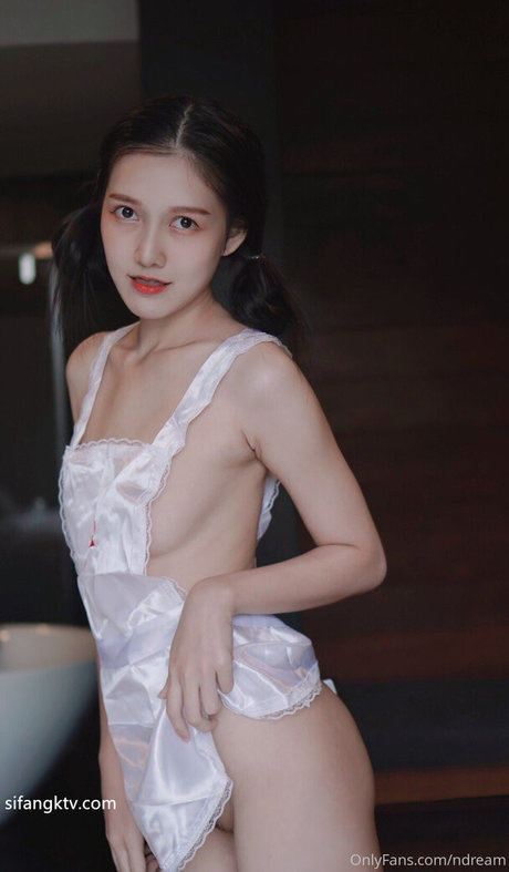 chatte nue onlyfans érotique parfait collection