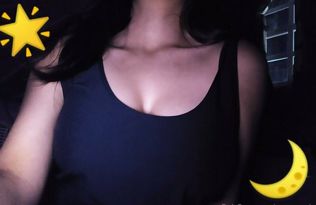 Yuwummie étoile xxx photos