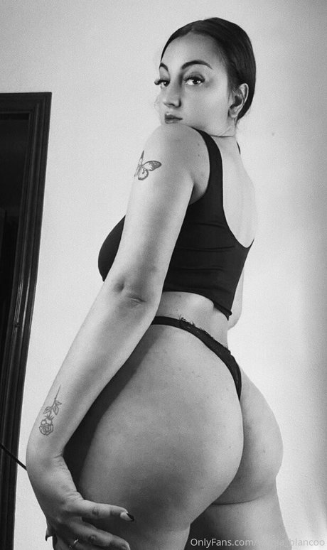 yleniab16 modèle magnifique images