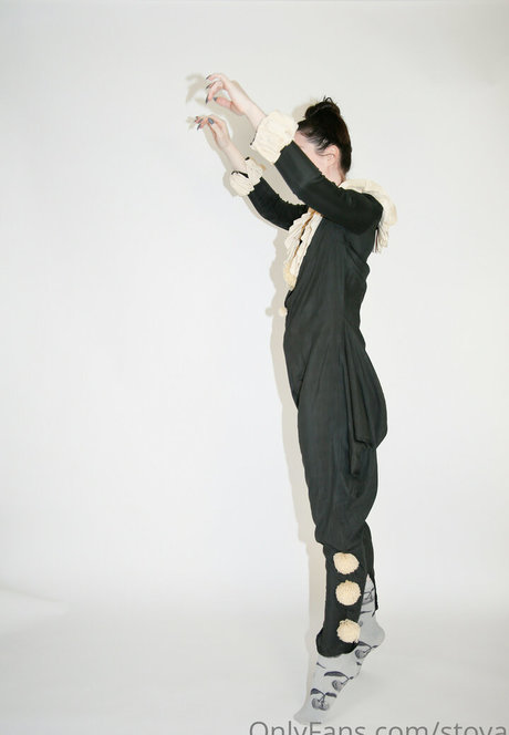 Stoya étoile hd img