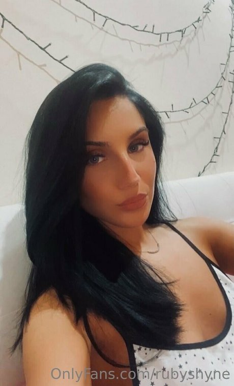 rubyshyne star du porno belle images