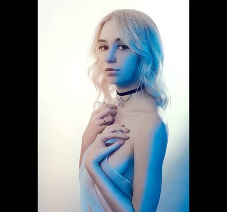 WhiteFox actrice de grande qualité archive