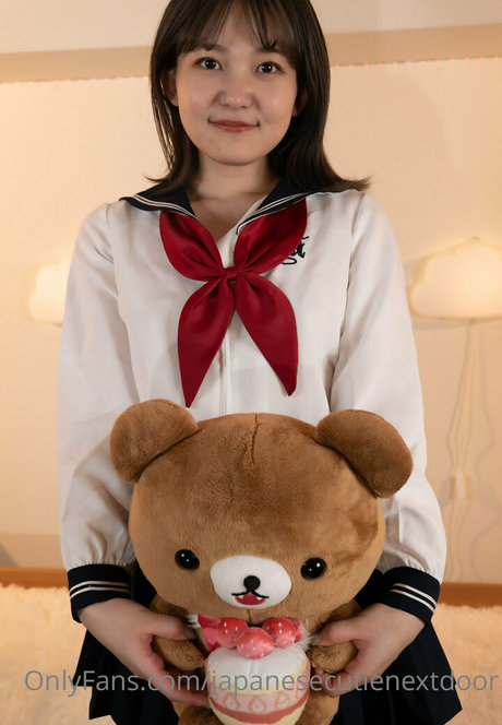 Japanese Cutie Next Door star du porno hd photos