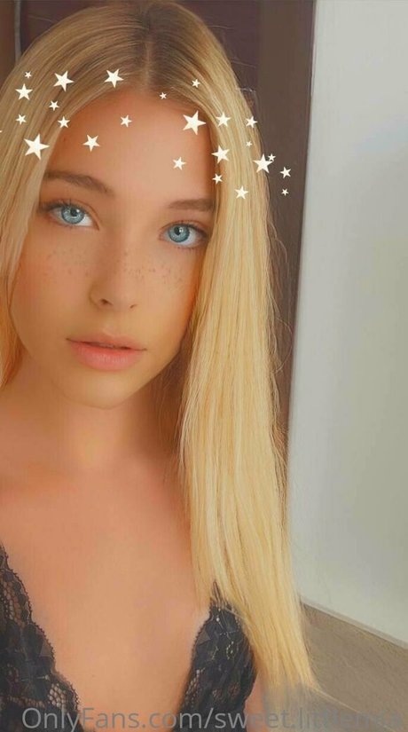 Sweet Little Mia actrice sexy img