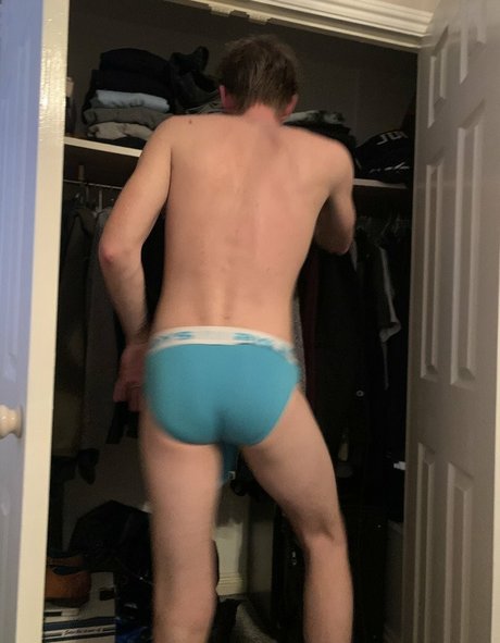 Sophia Knight modèle sexy archive