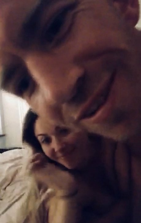 Sophia Knight actrice pornographique des photos