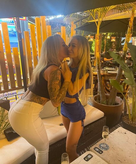 Bonnie Marie star du porno gratuit photos