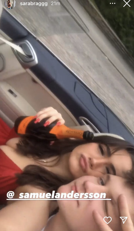 Sara B modèle exclusif galerie