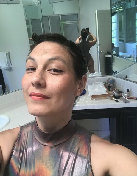 onnaloves actrice exclusive images