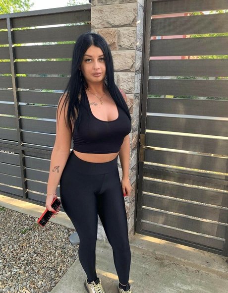 andreeadeaconu modèle meilleur images