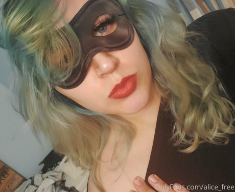 avalei free actrice libre galeries