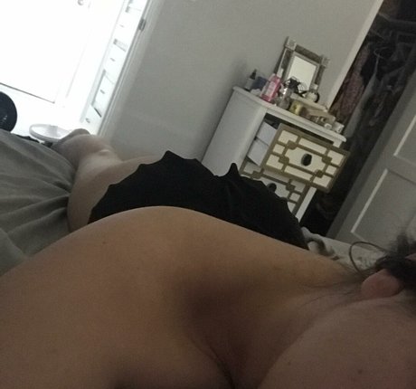 Rosaline Magdalene star du porno érotique photos