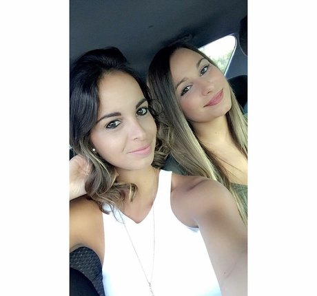 Christina Esposito modèle nu archive