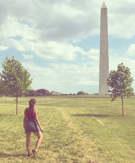 Emily H Barry actrice libre galeries